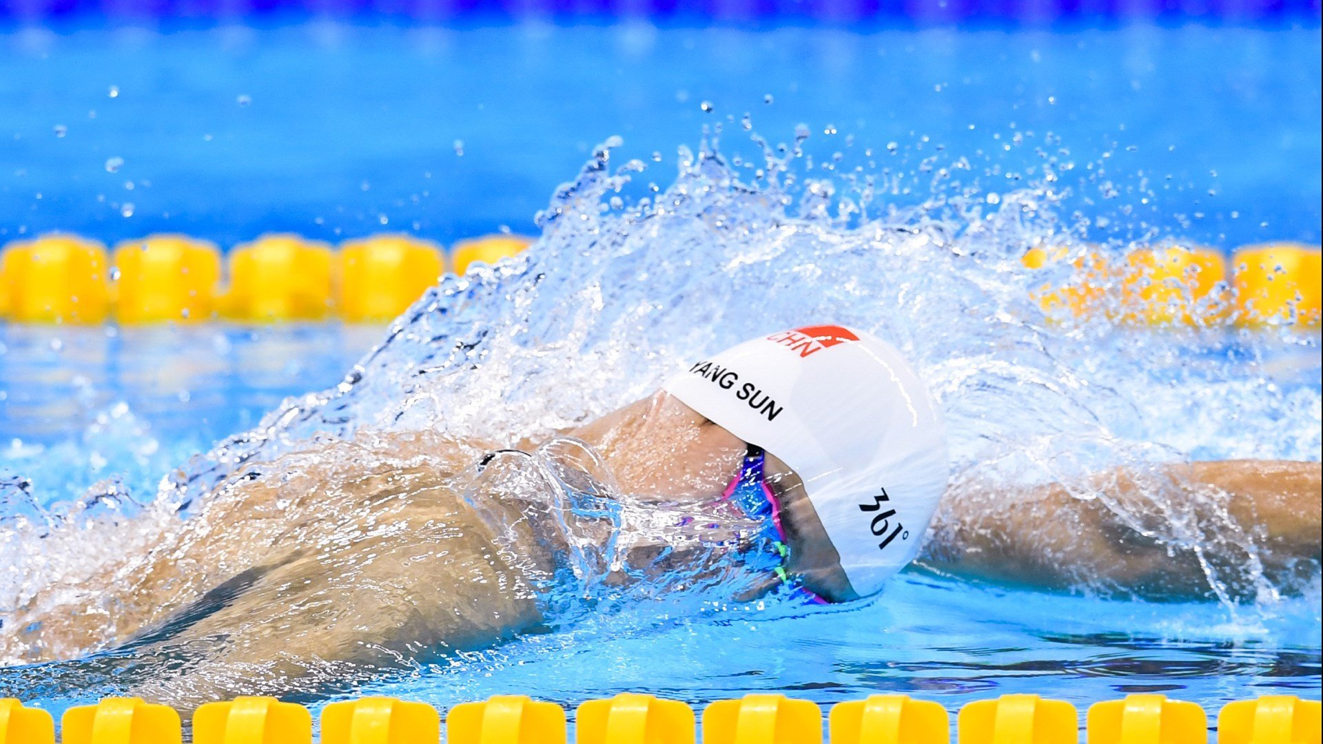 开云体育-中长距离自由泳稳定发挥，中长距离自由泳关键技术